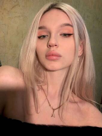 Индивидуалка Азиза +7(981)266-85-01 Питера