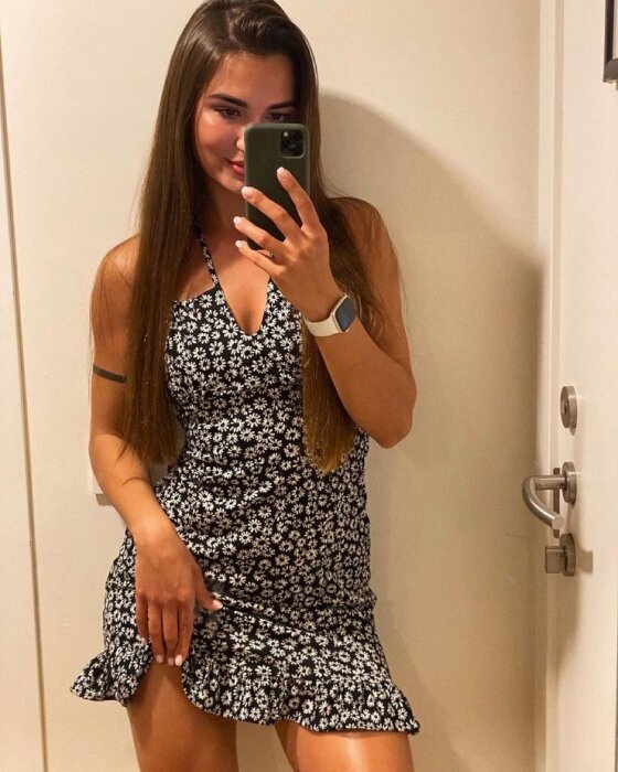 Индивидуалка Питера Оленька с 4 размером груди предлагает интим услуги у метро Петроградская  +7(911)737-42-93 - фото 4