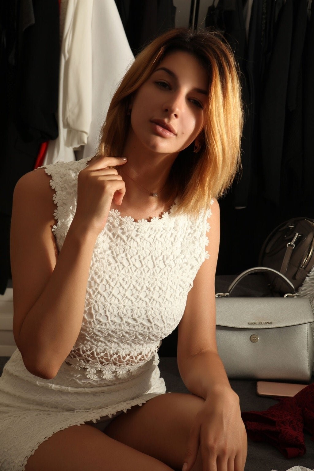 Проститутка Питера Алина с 2 размером груди предлагает интим услуги у метро Владимирская  +7(981)136-33-84 